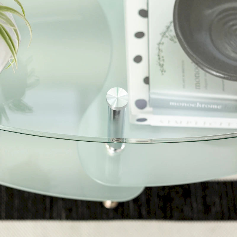 Table basse ovale en verre avec pieds chromés et étagère inférieure dépolie argentée