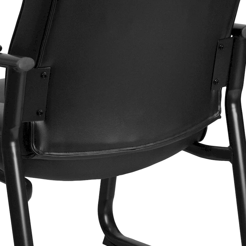 Chaise de réception de direction à dossier traîneau, rembourrée noire, avec accoudoirs matelassés