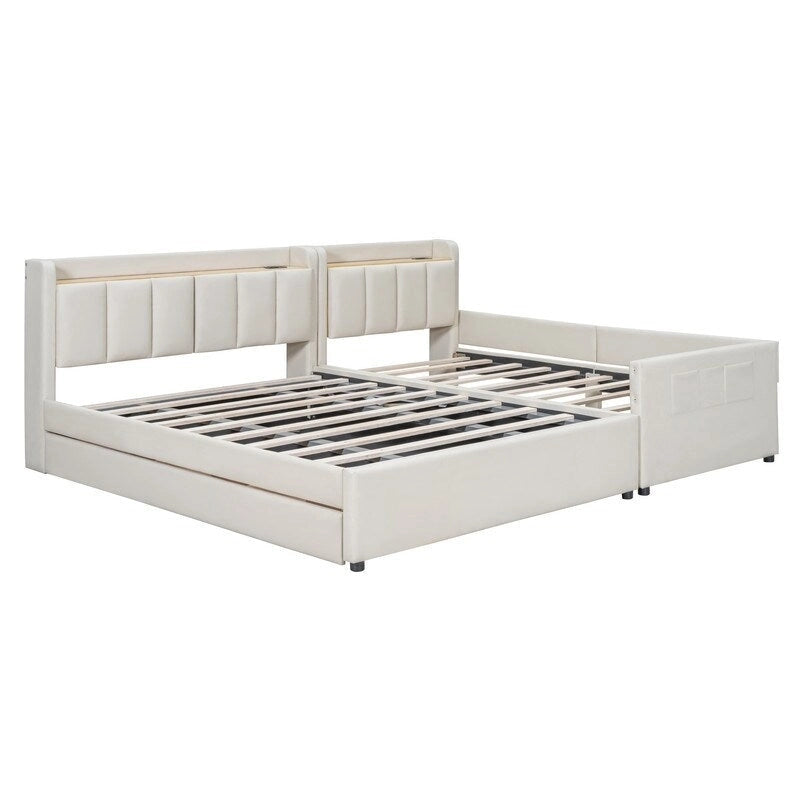 Lit plateforme capitonné beige avec tiroirs de rangement et étagères de tête de lit