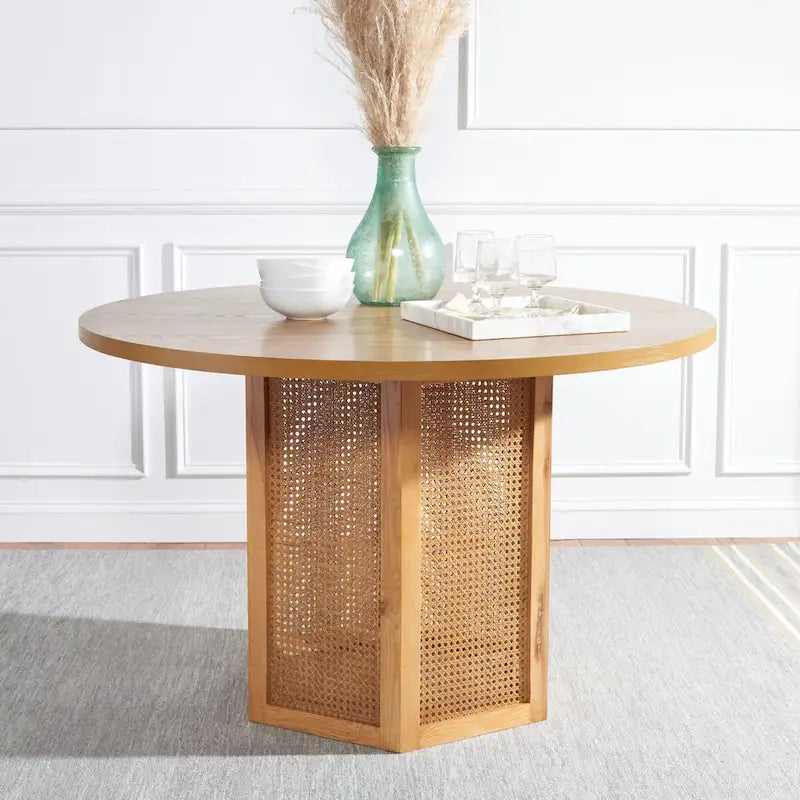 Table à manger piédestal ronde en faux marbre, cannage tissé, blanc naturel